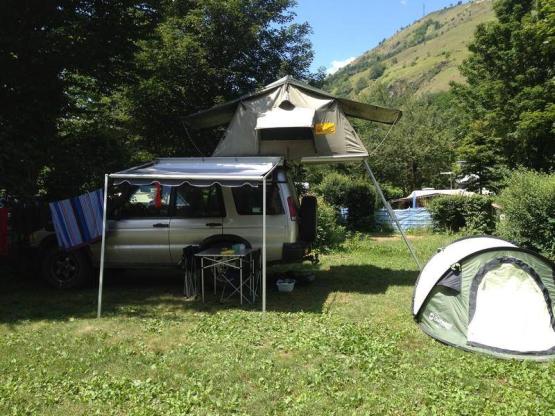 Classic Stellplatz (90-100m²), ohne Stromanschluss (1 Zelt, Wohnwagen oder Wohnmobil / 1 Auto)