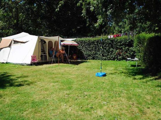 Parcela + electricidad **