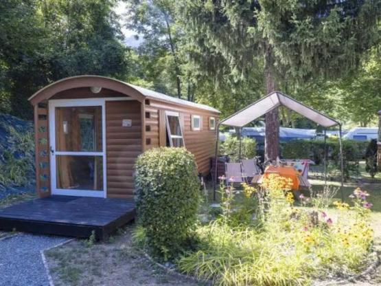 Ungewöhnliche Natur Planwagen Les Ecrins 1 Schlafzimmer 17m²