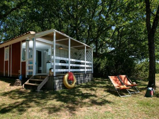 Cottage Shabby Chic 17m² mit sanitären Anlagen + terrasse