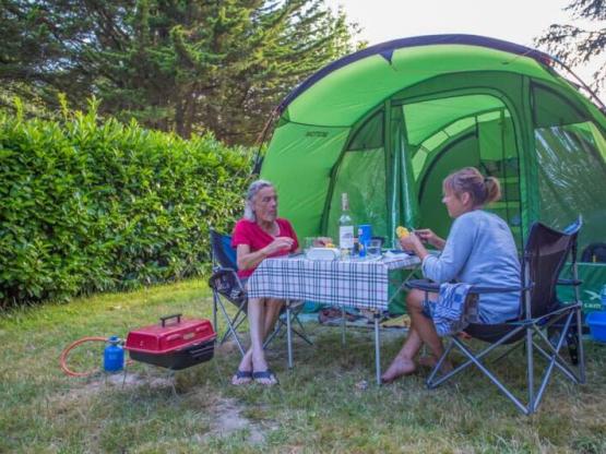 Campingplätze Natur (Campingplätze + Fahrzeug)