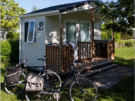 Castel Suite : luxusstellplatz Luxe 180m² mit privaten sanitären Anlagen Strom 16A