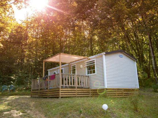 Stacaravan Pivoine - 3 slaapkamers + terras 11.25 m²