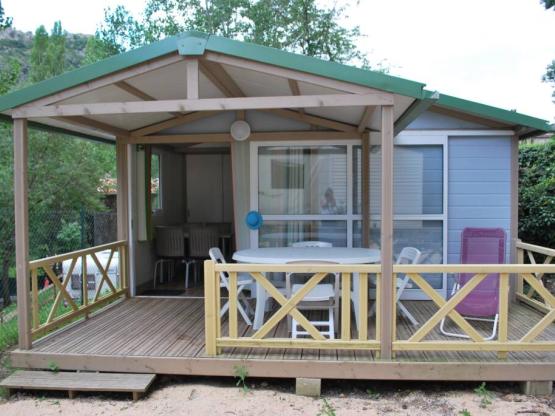 Hütte NEMO Standard 22m² (2 zimmer) + überdachte Terrasse 7m2 + KLIMATISIERUNG