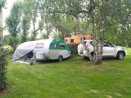 Campingplatz für Zelte, Wohnwagen und Wohnmobile