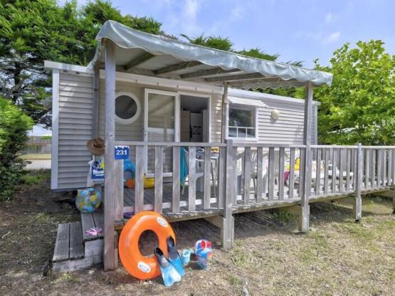 Mobilheim Standard 31m² (3 Zimmer) + halbüberdachte terrasse