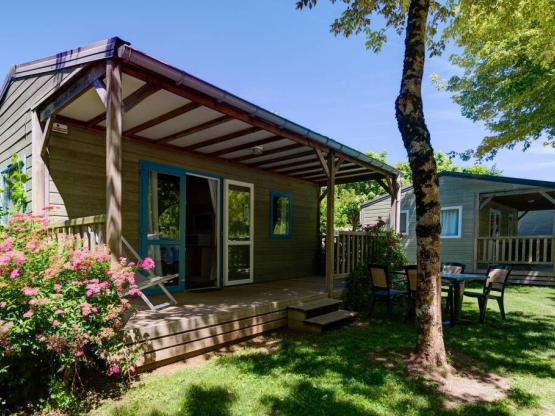 Hütte CONFORT 36m² (2 Zimmer) + überdachte Terrasse + TV