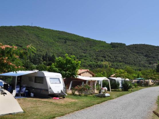 Pitch + 2 Personen + Eigene Toilette. + Strom