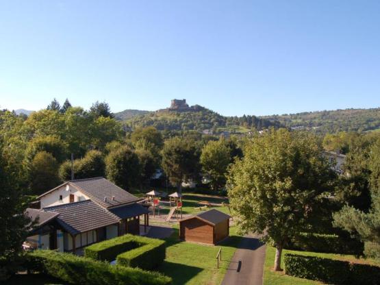 Campen : Stellplatz "Grand Confort" mit Abwasser- und Fließwasseranschluss