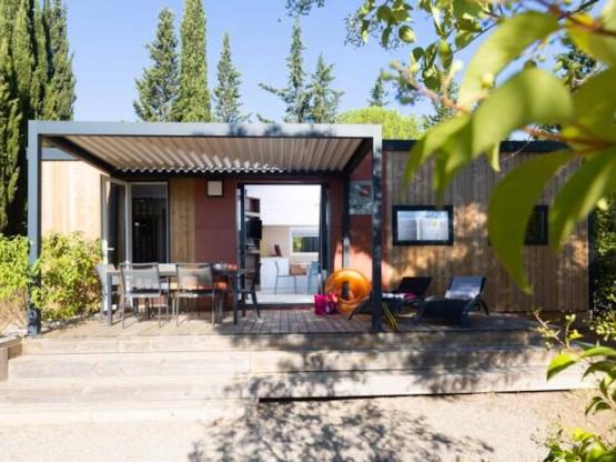 Mobilheim PREMIUM 3-Bett. SPA-CLIM-TV-Geschirrspüler-2 Duschräume.