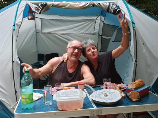 Pauschale Stellplatz + 1Auto + Strom 6A + Kühlfach-Vermietung