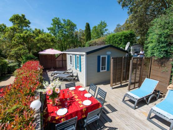 Mobilheim Confort+ 25 m² Confort + (2 Zimmer) - Klimaanlage + überdachte Terrasse