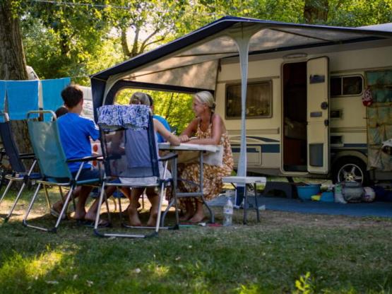 Natuurpakket (1 tent, caravan of camper / 1 auto)