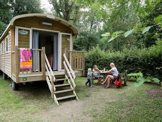 Planwagen für 2 Erwachsene und 2 Kind (Kind bis 12 Jahren)