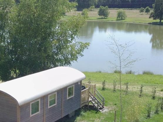 Planwagen - 2 Zimmer - 1 badezimmer - IRM