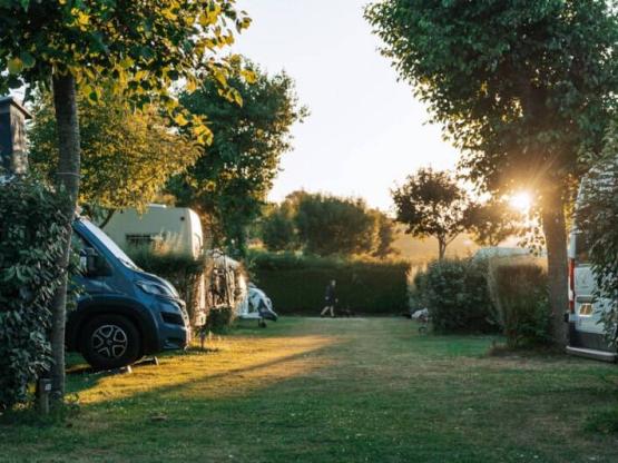 Stellplatz + Fahrzeug