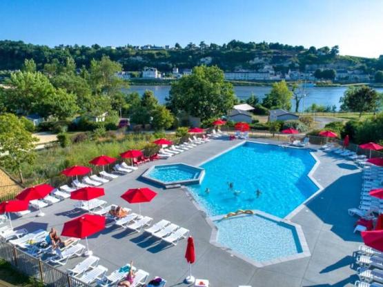 Lodge Premium VIP 45m² 2 Schlafzimmer - 11m² Terrasse + TV + Bettwäsche und Handtücher