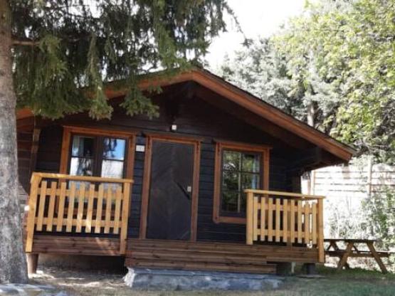 Chalet 24m² / Halbüberdachte Terrasse