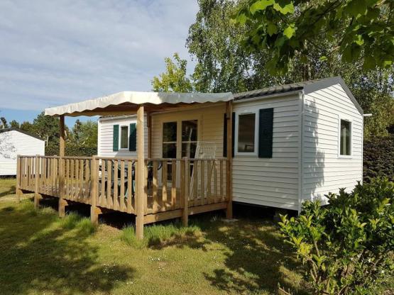 Mobilheim Rapidhome Lodge 2 Schlafzimmer 29m² + überdachte Terrasse, 2 Schlafzimmer, Wohn-/Küchenbereich, Bad + WC, TV inklusive