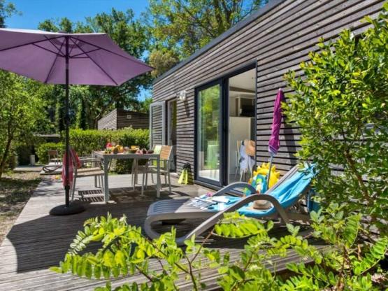 Mobilheim Confort 35m² 3 Zimmer + Terrasse + handtücher, bettwäsche + TV