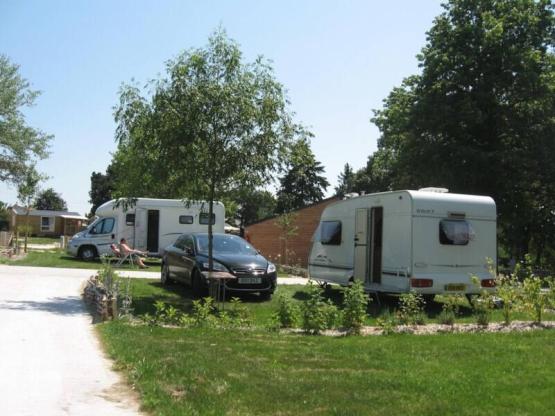 Camping-Pauschale (Stellplatz, 2 Personen, 1 Fahrzeug)