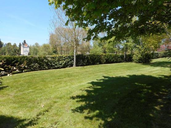 Stellplatz Castel Premium - Strom 20 A - Abwasser - Fließwasseranschluss - 198