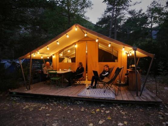 Zelt aus Stoff & Holz Classic IV