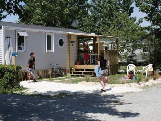 Mobilheim  CONFORT 3 Zimmer 29m² überdachte Terrasse