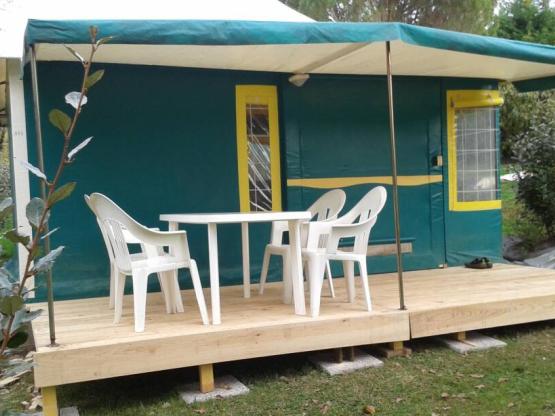 Zeltbungalow