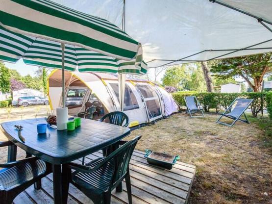 Confort Stellplatz + Fahrzeug + Strom