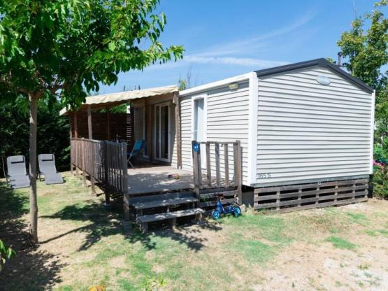 Mobilheim Premium 34m² (2 Schlafzimmer) Klimatisiert  + terace + TV