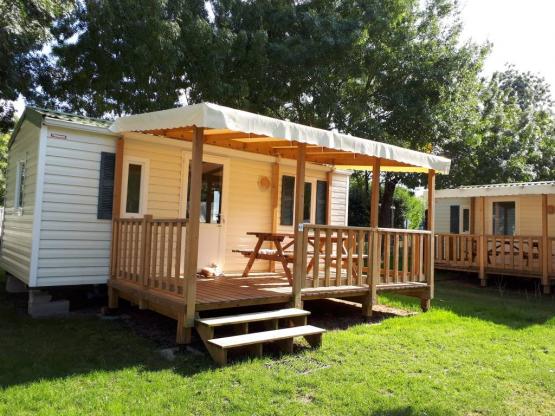 Mobilheim 18 m² (2 Zimmer) + überdachte Terrasse : Camping Le Lidon