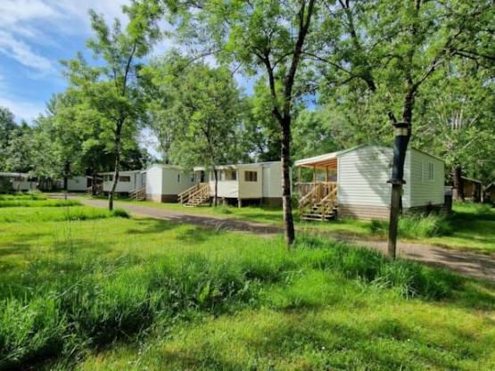 Mobilheim 18 m² (2 Zimmer)  überdachte Terrasse + TV