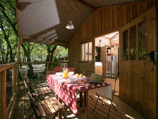 Hütte auf Pfählen 35m²