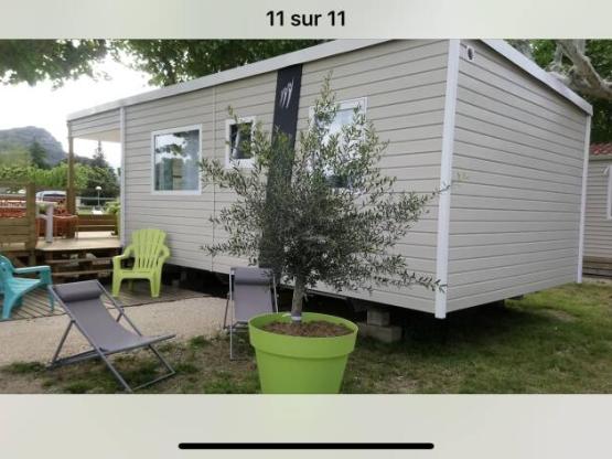 Mobilheim RAPIDHOME 2018 Alizé 3 Zimmer - Halbüberdachte Terrasse + Wifi