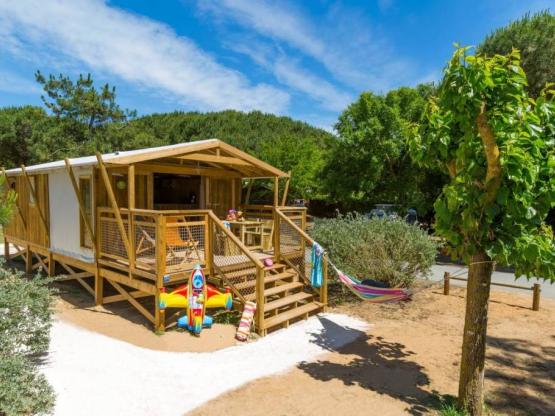 Sweetflower Premium 43m² - 2 Zimmer - TV + Bettwäsche +  Handtücher + halbbedeckte Terrasse 11m²