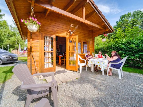 Chalet  Confort Alpina 28 m² (1 Zimmer + 1 Zimmer Zwischengeschoss ) + Holzofen