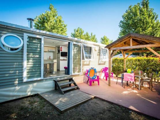 Mobilheim TIKI HUT Prestige 33m² 3 Zimmer