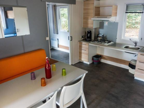 Mobilheim behindertengerecht Handi 30,5 m² Terrasse, Dusche +WC