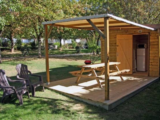 Stellplatz PREMIUM PACK COZY + Strom 16 Amp und Dienste Plus