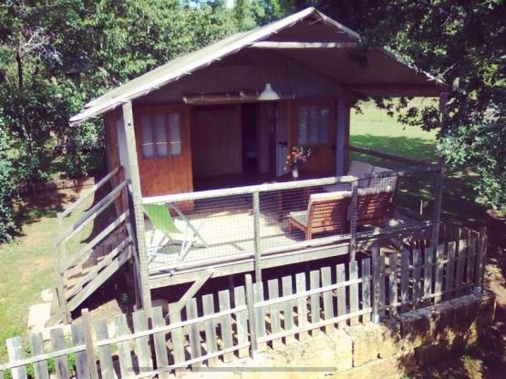 Holzhütte Lodge Thront 39m² 2 Zimmer 5 Personen - Vermietung von Samstag bis Samstag im Juli und August.