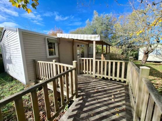 Mobilheim Premium 2 Zimmer + überdachte Terrasse (behindertengerecht)