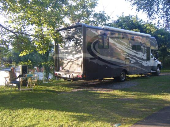 Stellplatz 100 m2 , Wasser, 2 pers