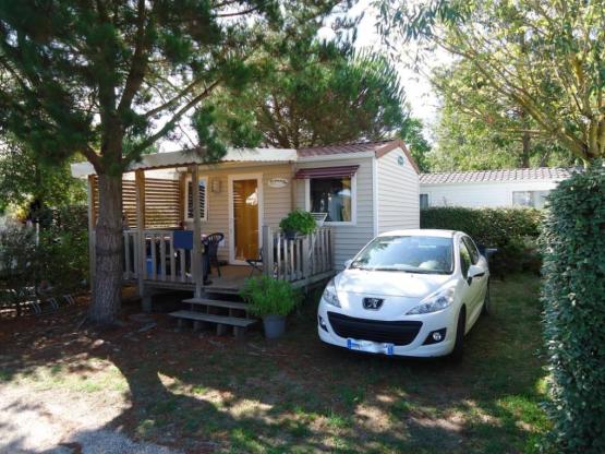 Edward Low 17 - 1 Zimmer