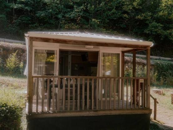 Mobilheim O'hara Confort 25 m² - 2 Zimmer + Überdachte Terrasse + TV