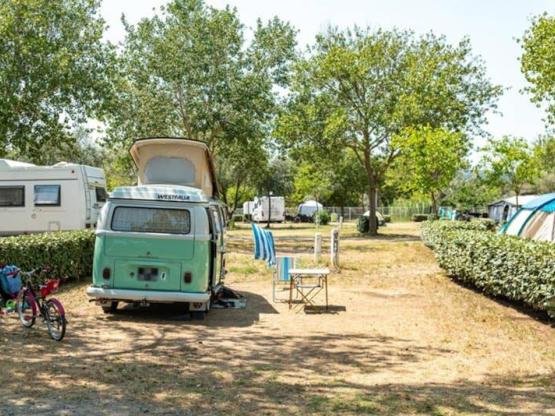 Parcela con electricidad