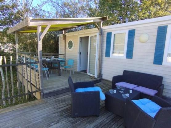 Mobilheim Confort  30 m² (3 Zimmer)  + Clim + Halbüberdachte Terrasse 10m²