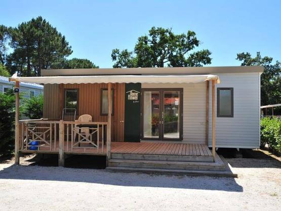 Stacaravan PREMIUM 31m² - 3 slaapkamers + overdekt terras