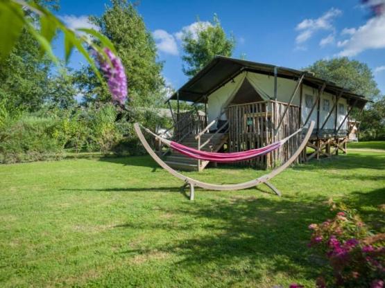 Premium Safari Ungewöhnliches Zelt 2 Schlafzimmer - mit Küche und Badezimmer -