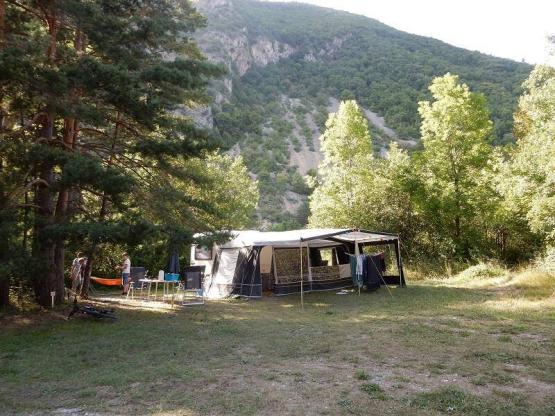 Stellplatz XL (+200m²) + Auto